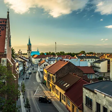 Powstancow 17 * オシフィエンチム